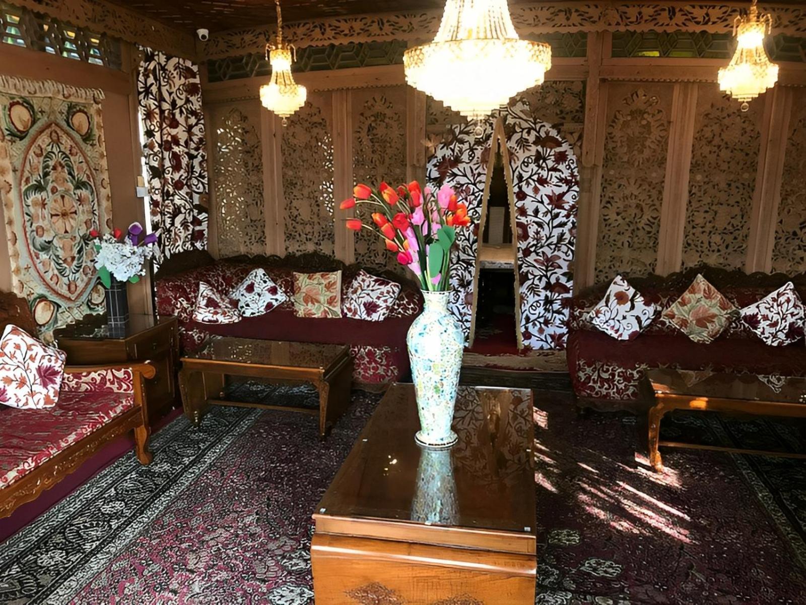 Heritage Amina Group Of Houseboats Hotel Srīnagar Kültér fotó