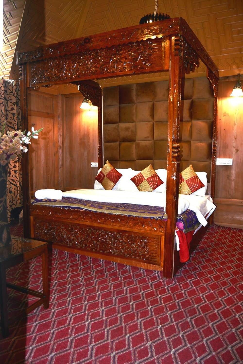 Heritage Amina Group Of Houseboats Hotel Srīnagar Kültér fotó