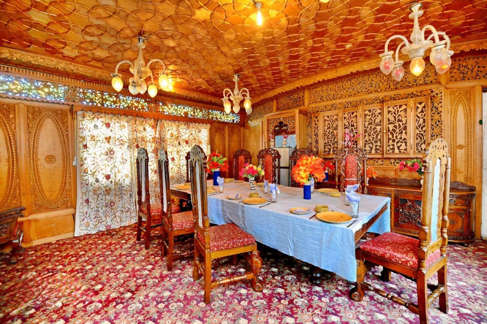 Heritage Amina Group Of Houseboats Hotel Srīnagar Kültér fotó