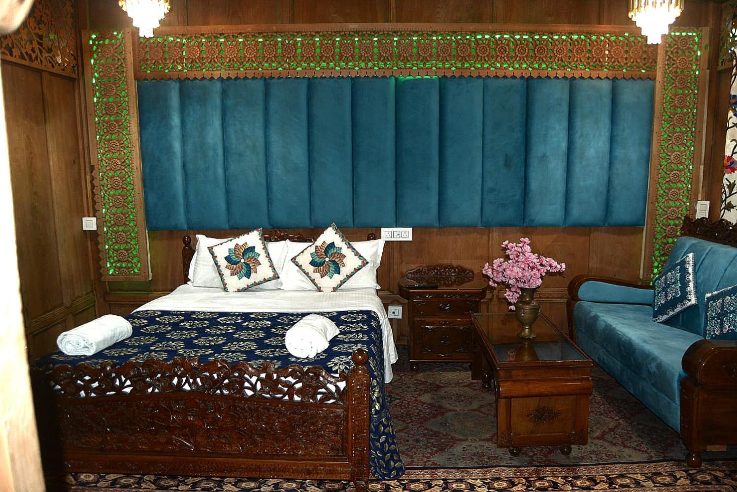 Heritage Amina Group Of Houseboats Hotel Srīnagar Kültér fotó