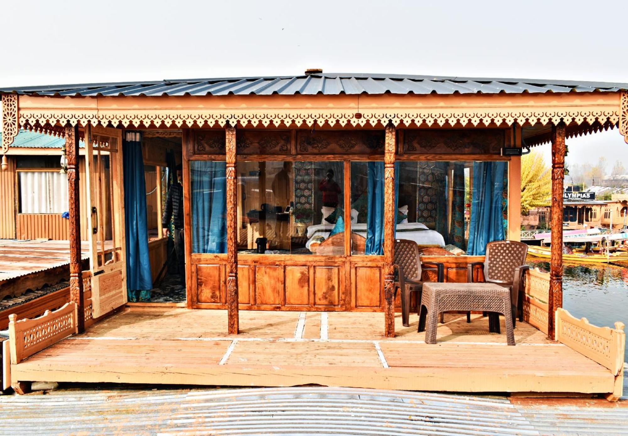 Heritage Amina Group Of Houseboats Hotel Srīnagar Kültér fotó